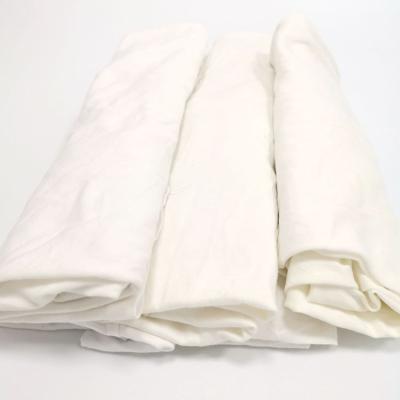 China Capacity Strong Cotton Absorption Water Oil Cleaning White 100% Cotton 100 Kg T-shirt Waste Cloth Cutting Pieces Rags for sale