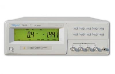 China Digitale bruggen benchtop LCR-meter Multimetergenerator 30 100 Ohm RS-232C Te koop