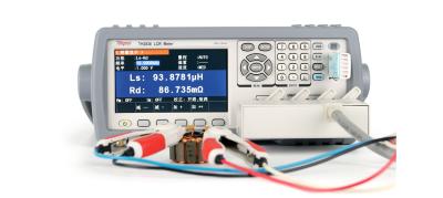 Chine Instruments de précision du compteur LCR de 20 Hz à 100 kHz LCD TFT 4,3 pouces à vendre