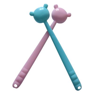 China Body Bear Shape Shoulder Pulled Cervical Massage Stick Hammer Hammer Body Pain Relief Massager Meridian Fitness Health Care for sale