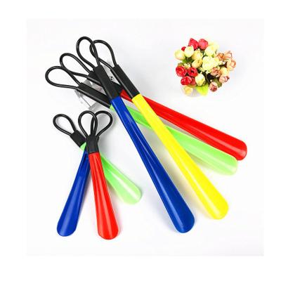 China 50cm Plastic Shoe Horn, Custom Shoe Horn Wearing Shoes Without Bending Over Shoe for sale