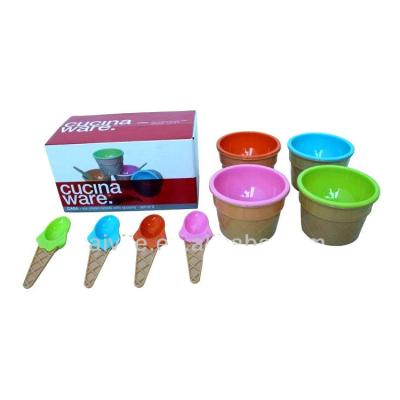 China Multi Viable Color Ice Cream Scoop Set Ice Cream Cup Packaging Plastic Ice Cream Cup With Lid And Spoon for sale