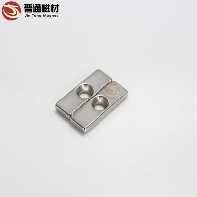 China High Quality Industrial Magnet N45 N52 Block Neodymium Magnet With Countersunk Hole for sale