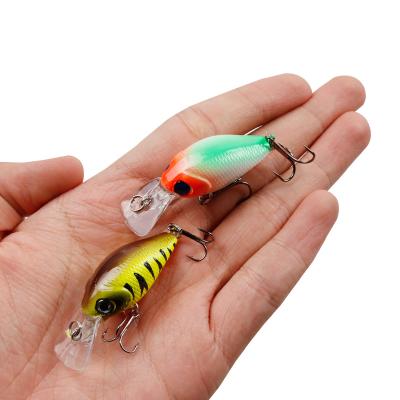 China ABS plastic fishinglurehard artificial baits 4.4g 5.2cm LUSHAZER hard lures fishing crank bait for sale