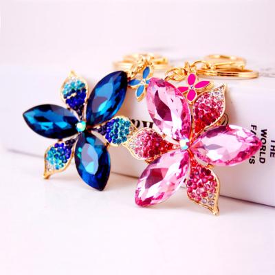 China Korean Style Creative Women's Flower Key Ring Metal Pendant Small Gift Crystal Five-Leaf Flower Key Ring Style for sale