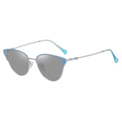 China New Style Butterfly Frame 8218 Glasses Photochromic Light Blue Optical Glasses Single Glasses Metal Frame Eye Wear for sale