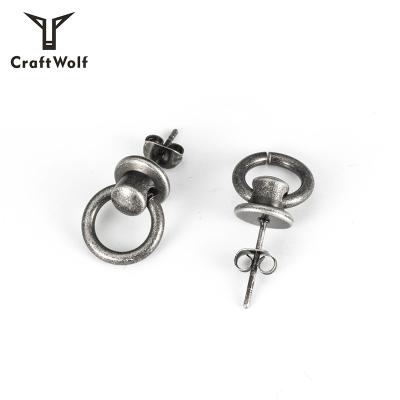 China High Quality Craft Wolf Korean Fashion Women Stainless Steel Stud Earrings for sale