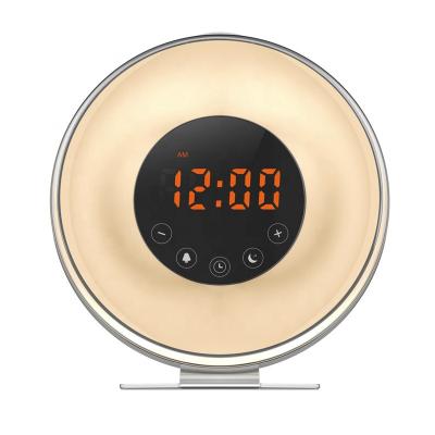 China Simulating Sunrise Digital Light Alarm Clock To Wake Up Lamp Sunrise Simulation And Sleeping Lamp With FM Radio Amazon Best Selling for sale