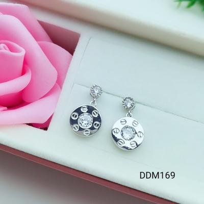 China Silver Earring Manufacturer of Turquoise And mother of Pearl Gemstone Clover Design Earring Jewelry Supplier for sale