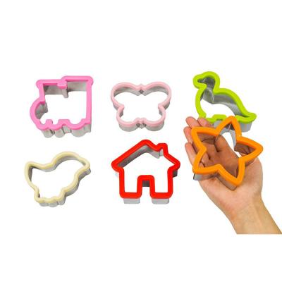 China Sustainable Wholesale 304 Stainless Steel Metal Sandwich Bread Cutters Set 15 Shapes Bread Toast Cake Cookie Cutters Mold for sale