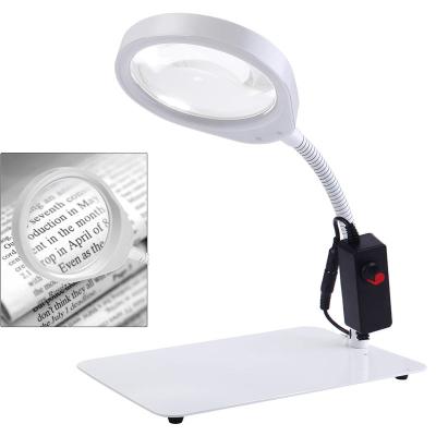 China Portable Magnifier Reading Glass Desktop 5X LED Desk Lamp Magnifier Compact Rotating Glass With Light for sale