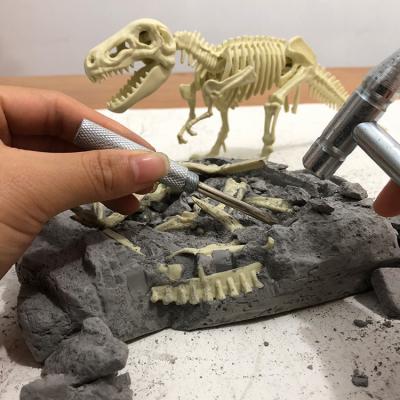 China Jurassic Digging Animals Dinosaur Excavation PP Plaster Skeleton Fossils Dinosaur Archaeological Factory Digging Dinos for sale