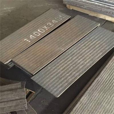 China Q235B Base Material High toughness 29 Mm (12+17mm) Thickness Chromium Carbide Overlay Plate for sale