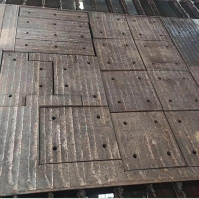 China NM400 NM360L NM360 NM450 Chromium Carbide Overlay Wear Plate Excavator Crusher Bucket Liner zu verkaufen