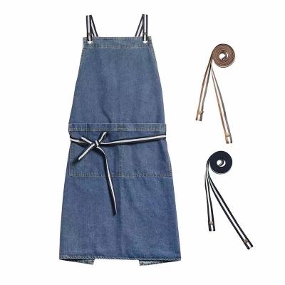 China MYGO News Design MYGO Color Cotton Neck Belt Adjustable Denim Apron Slim Jean Apron Lady Cleaning Cross-Back Two Pockets for sale