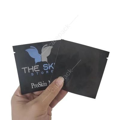 China Recyclable Custom Printed Heat Seal Plastic Bag Eye Cream Skin Care Product Sample Packaging Bag Small Foil Sachets for sale