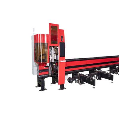 Cina 1500-6000w Laser Pipe Cutting Machine Full Stroke Chuck Laser Cutting Machine Tube in vendita