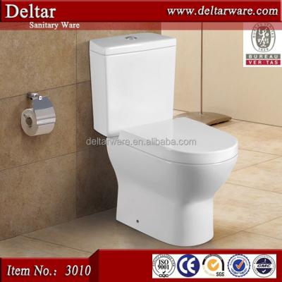 China Automatic Operation Two Piece Water Edge Double Toilet , Drain To Wall Toilet In Bathroom for sale