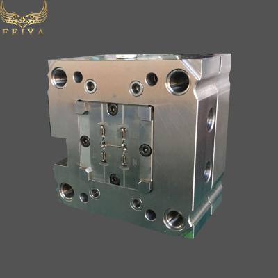 China Steel Plastic Injection Mold Manufacturer For Small Plastic Product for sale