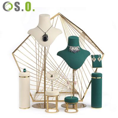 China Luxury Jewelry Packing Shero Cream Earring Mannequin Jewelery Display Set Jewelery Display Stand for sale