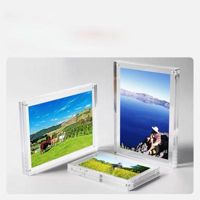 China Hot Sale Customized Modern Plastic Magnetic Acrylic Block Photo Frame Customized Logo Healthy Without Odor for sale