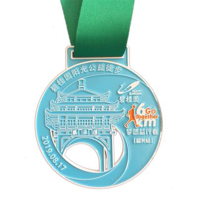 China Sports Awards Custom Enamel Medal Metal Badge Embossed Metal Medal Hangers For Runners for sale