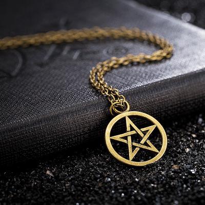 China Unisex Metal Movie Necklace Lip Pentagram Circle Statement Alloy Star Pentagon Jewelry Necklace Pendant Casual/Sporty Collectibles for sale