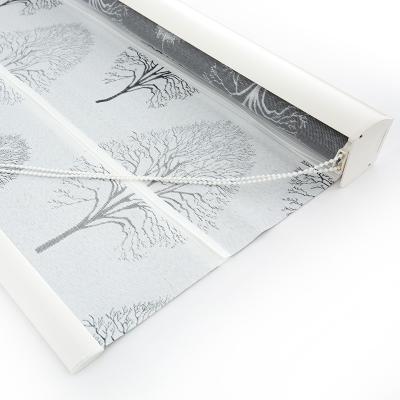 China Exquisite Roman Roller Blinds Triple Shade Curtain in Sun Shade Patterns Peacock for sale