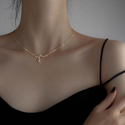 China Durable 2021 Summer New Heartbeat Necklace Personality Female Trendy Design Hot Sale Clavicle Chain Necklace for sale