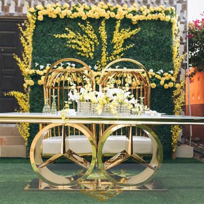 China Modern Design Metal Base Luxury Glass Top Wedding Table (Other) Adjustable Gold for sale