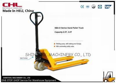 China Storage yard 2.5 ton hand hydraulic jack with rigidity mast steel for sale