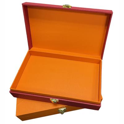 China Recyclable Custom Book Shaped Magnetic Closure Packaging Gift Box for sale