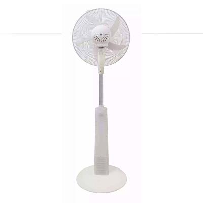 China Hotel 16 Inch USB Rechargeable Indoor Outdoor 12v DC Fast 5 Blades Solar Powered Fans For Home for sale