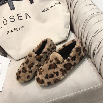 China Fashion Lightweight Brown Adult Winter Leopard Fur Wholesale Rubber Snow Boots For Women for sale