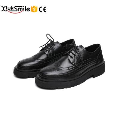 China Men's Formal Suit Men's Casual Shoes British Style Leather Bullock Thermal Men's Shoes Young Cut Out Student Suit Shoes for sale