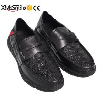 China Fashion trend men's spring and summer breathable fashionable British style slip-on loafers for sale