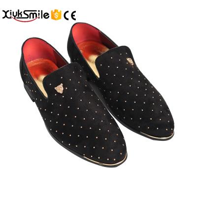 China Trend 2022 fashion spring and black soft-soled loafers casual slip-on men's business shoes summer new men's shoes for sale