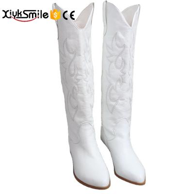 China Hot Selling Deodorization White Over-the-Knee Boots Y2K Hippy Must Have White Mid-Boots Women's Boots for sale