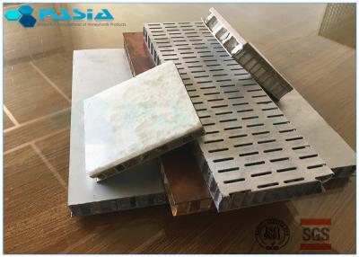 Chine Anti plancher composé statique de longueur de noyau matériel en aluminium 6mm latéral perforé de nid d'abeilles à vendre