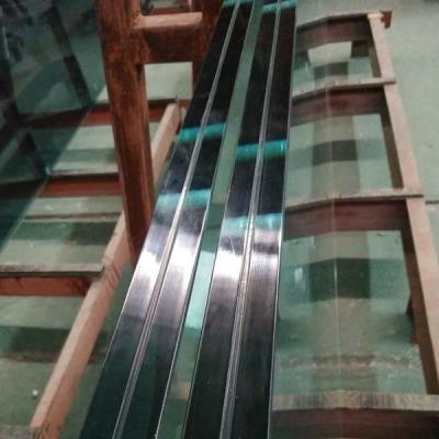 China clear laminated glass price,cheap customized float laminated glass factory in China with 17 years processing experience for sale