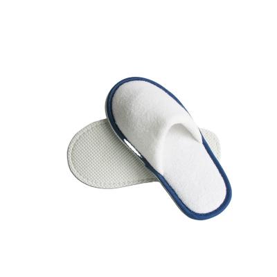 China Hot Sale Narrow Toe Disposable Slipper Warm Comfortable 5 Star Hotel Slipper for sale