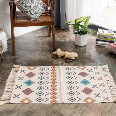 China Washable Area Rug Boho Rectangle Printed Floor Tatami Mats Bohemian Throw Rug With Tassels Bathroom Bedroom Entrance Rug Rugs for sale