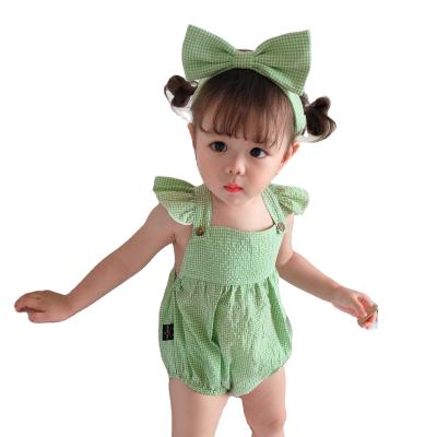 China 2021 Summer New Baby Small Plaid Breathable Flying Sleeve Romper Headband Whiye Wearing Overalls For Baby for sale