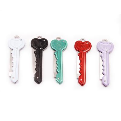 China Open Outdoor Color Key Chain Knife Pocket Slide Folding Self-Defense Tool Mini Heart Shaped Portable Custom for sale