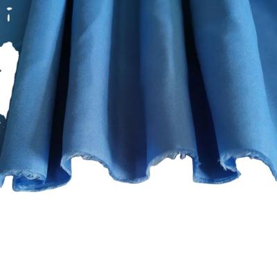 China Soft 100% Waterproof Polyester Fabric Home Textile Fabric Plain Sanding Peachskin à venda