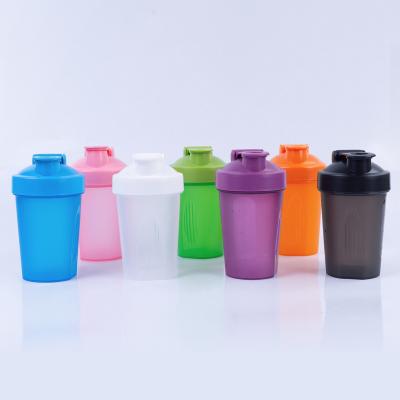 China Sustainable Wholesale Plastic Portable Gym Protein Shaker Bottle for sale