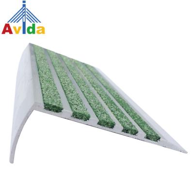 China Industrial Modern Anti-Slip Concrete Stair Tread Covers For Buildings for sale