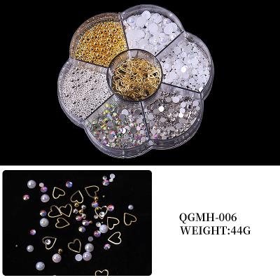 China QGMH-006 Colorful Crystal Gold Shinning Caviar Heart Nail 3d Jewelry ab Charms Half Nail Art Decorations Box Flatback Pearl Rhinestone for sale