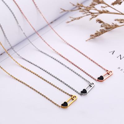 China Safety Hypoallergenic Love Pin Necklace Gold Plated Love Pin Necklace Stainless Steel Jewelry Personalized by Factory Wholesale FASHIONABLE for sale