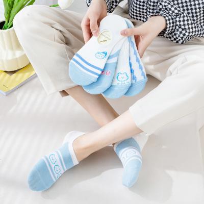 China Anti Slip Anti Slip Silicone Women Cotton Breathable Cooldry Socks Wholesale Antibacterial Socks Summer No Show Low Cut Invisible Mesh Socks for sale